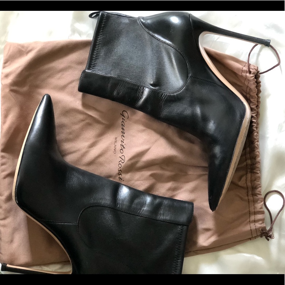 Beautiful Gianvito Rossi ankle boots